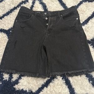 High rise Bermuda shorts